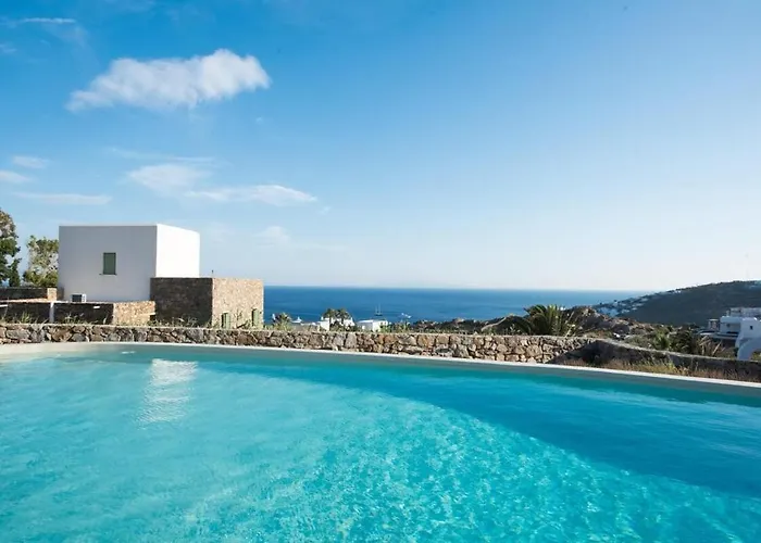 فيلة The Mykonian Escape