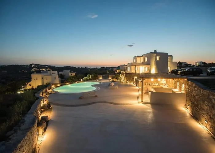 The Mykonian Escape فيلة بسارو