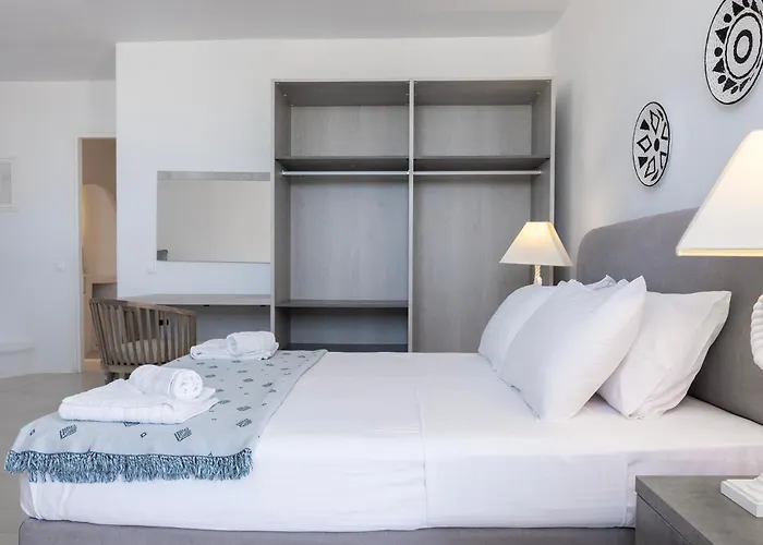 The Mykonian Escape فيلة *