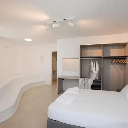 The Mykonian Escape Psarrou