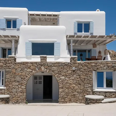 The Mykonian Escape Ψαρού