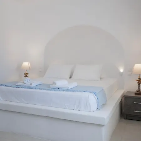The Mykonian Escape Psarrou