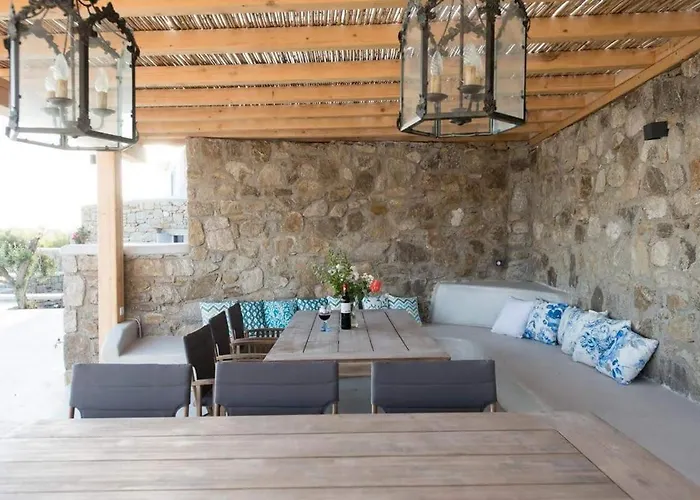 The Mykonian Escape * Ψαρού