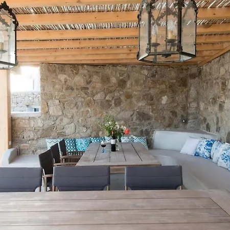The Mykonian Escape * Mykonos Town